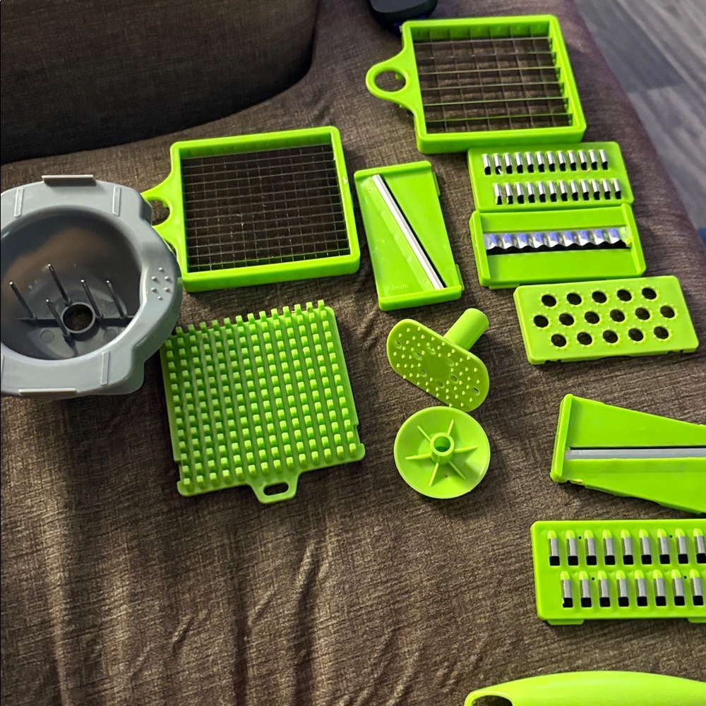 Kitchen Food Chopper Slicer Dicer C333n Chopper with 8 St11111